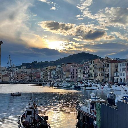 Casa Vacanza A 100 Metri Dal Mare Imperia Εξωτερικό φωτογραφία