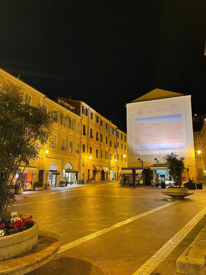 Casa Vacanza A 100 Metri Dal Mare Imperia Εξωτερικό φωτογραφία